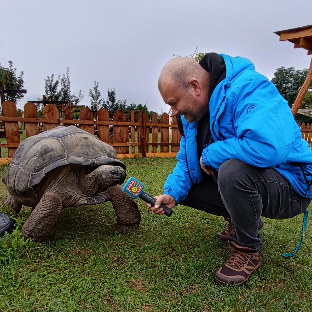 Zoopark Zelčín, Zámek Veltrusy, Skalní obydlí Lhotka