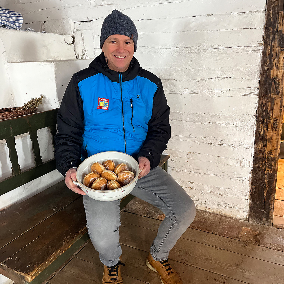 Výlet do starých časů: Martin obdivuje lidovou architekturu v Kouřimi!