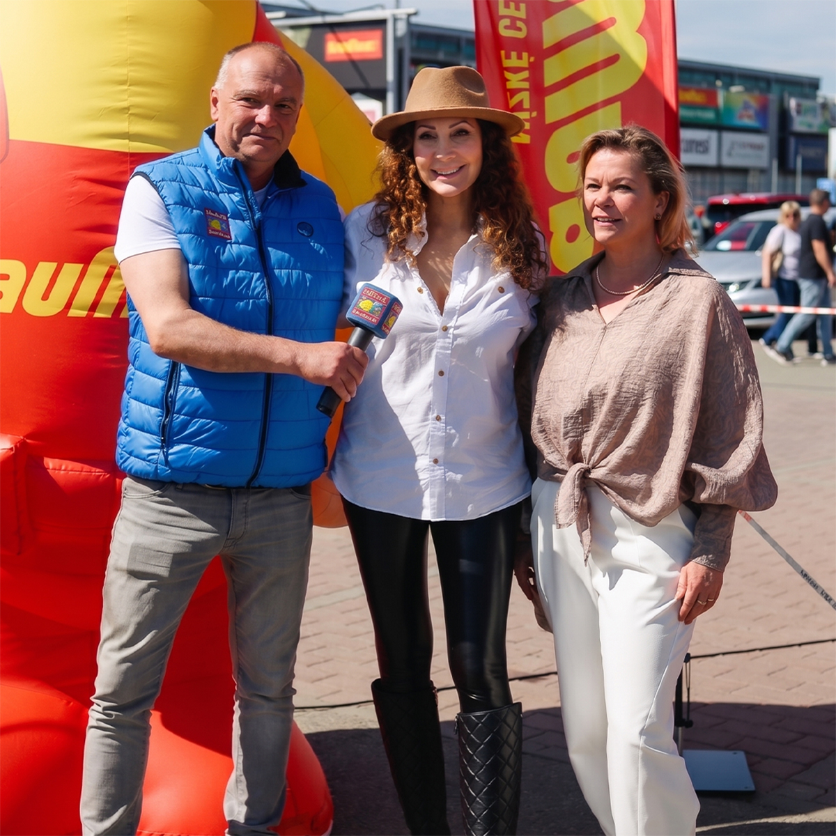 Největší český BauMax slaví 10 let! Narozeninovou show rozjela i Olga Lounová