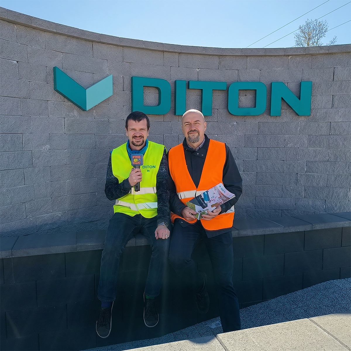 Jarní plány na zahradu? Vlasta Suk vypátral, že v Čeperce vám s novou dlažbou i plotem rádi poradí!