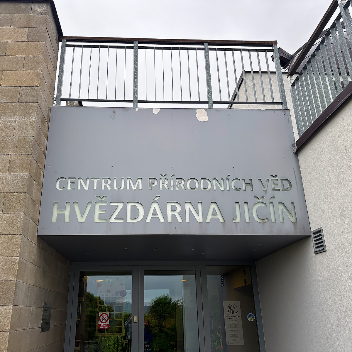 Tip na srpnový zážitek: Zažijte zatmění Slunce a Měsíce na hvězdárně v Jičíně